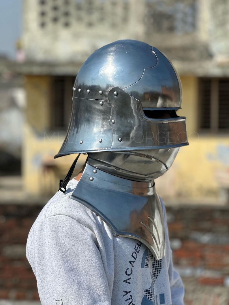 Gothic Sallet Helmet with Bevor and Visor view 3