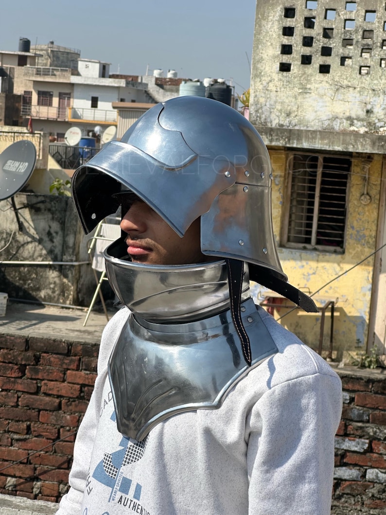 Gothic Sallet Helmet with Bevor and Visor view 10