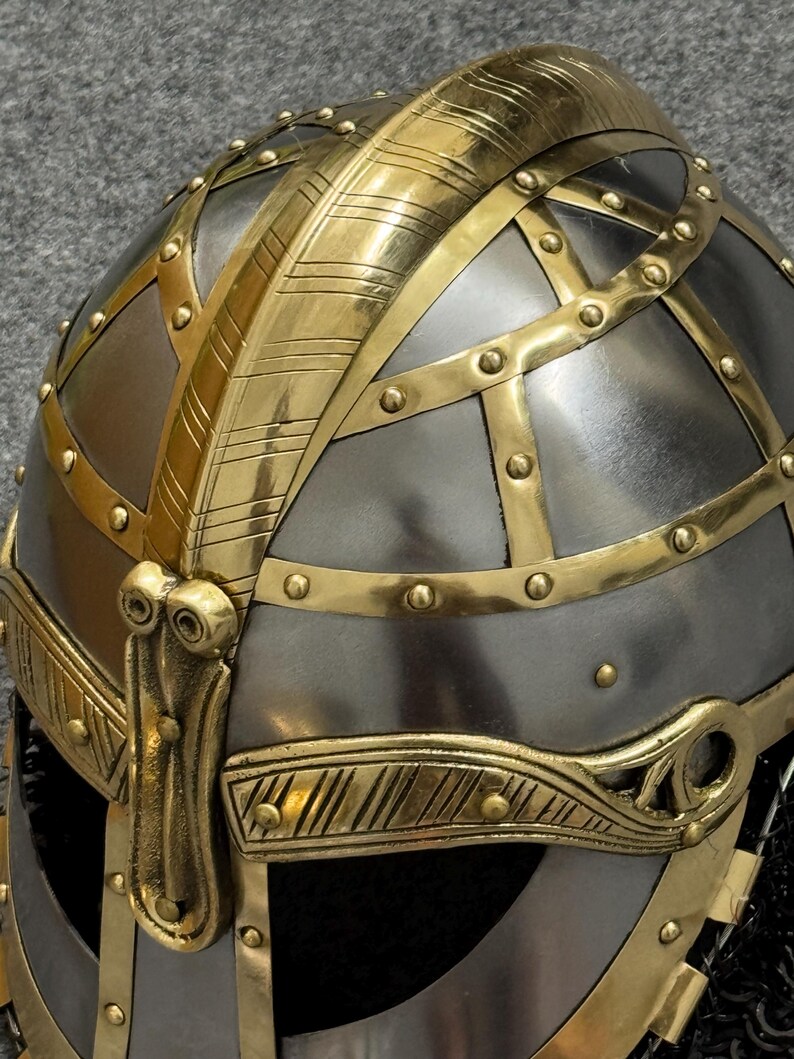 Viking Gjermundbu Helmet with Chainmail and Padding view 2