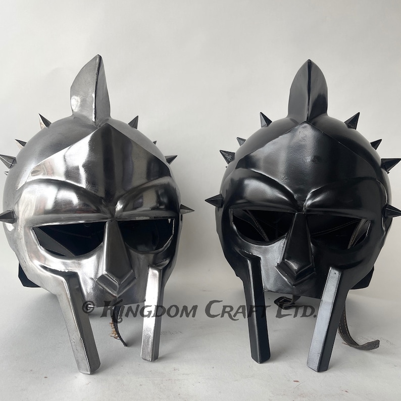 Gladiator Maximus Helmet — Home Office Display view 2