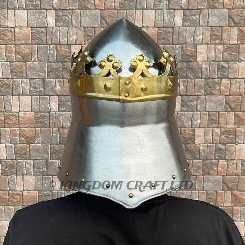 Richard The Lionheart Helmet with Display Stand view 3