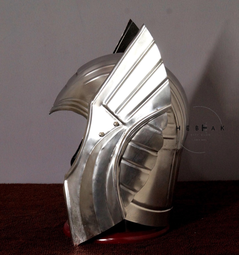 Spartan King Leonidas Helmet — Battle Display view 3
