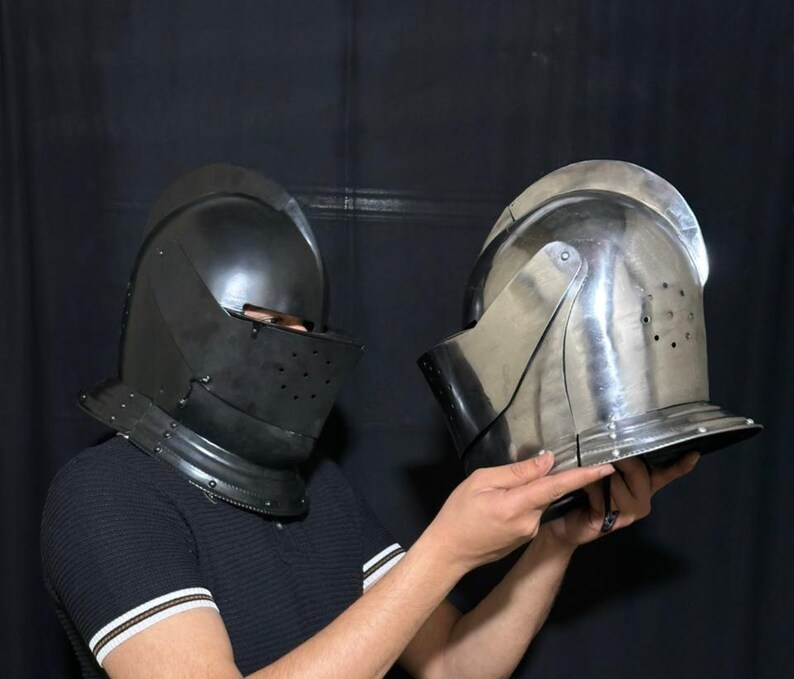 Crusader Armor Helmet — Wearable Knight view 9