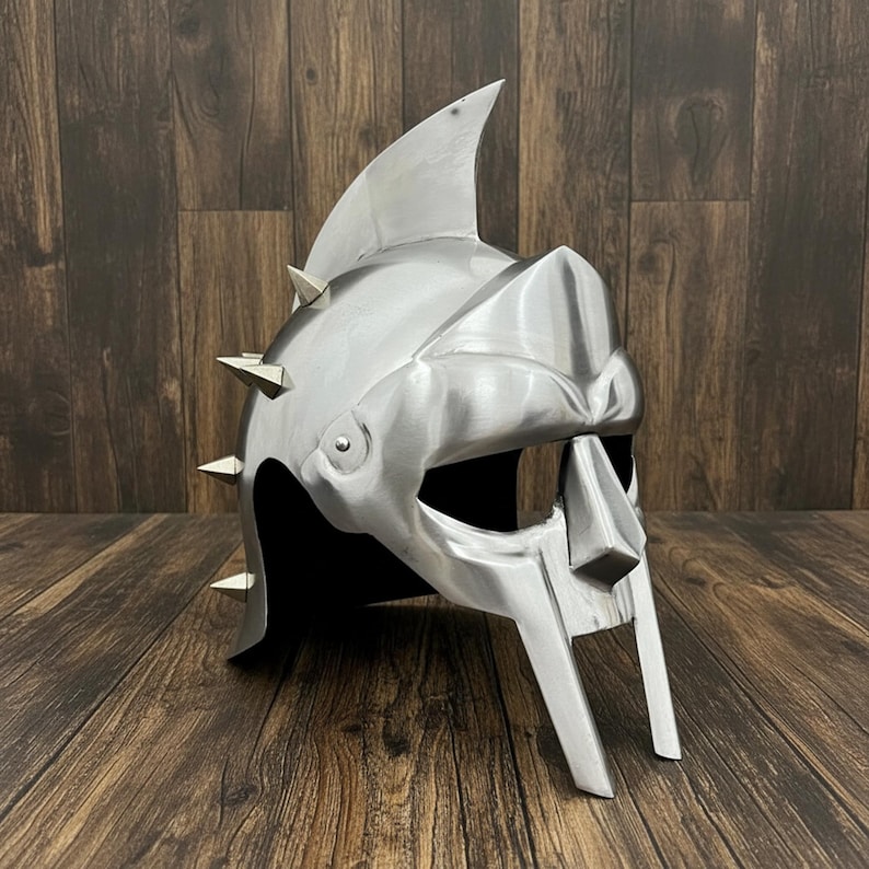 Gladiator Maximus Helmet with Display Stand view 9