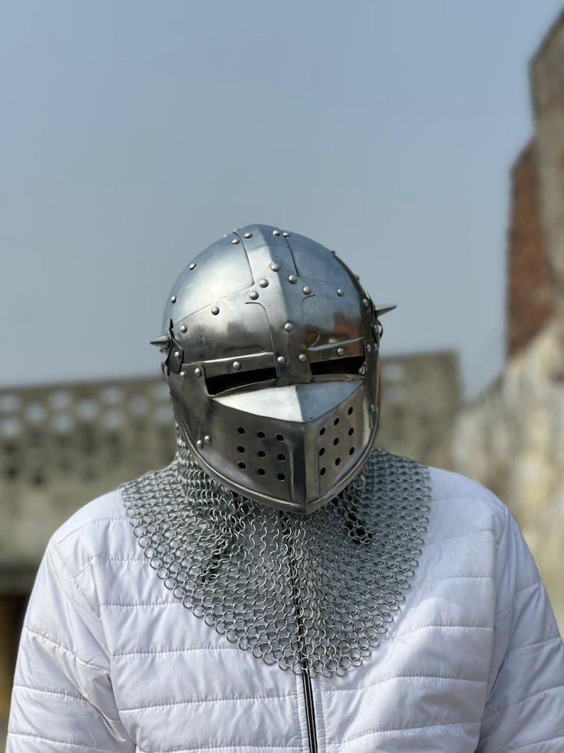 Crusader Knight Helmet — Wearable Chainmail Armor view 3