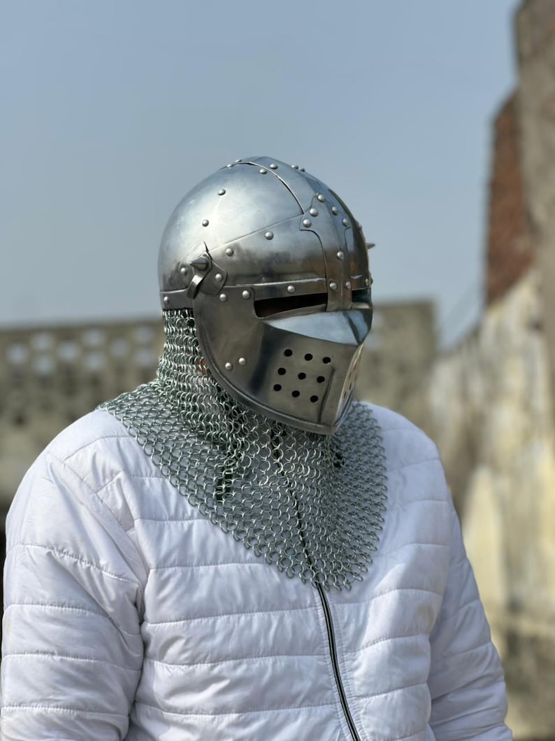 Crusader Knight Helmet — Wearable Chainmail Armor view 11