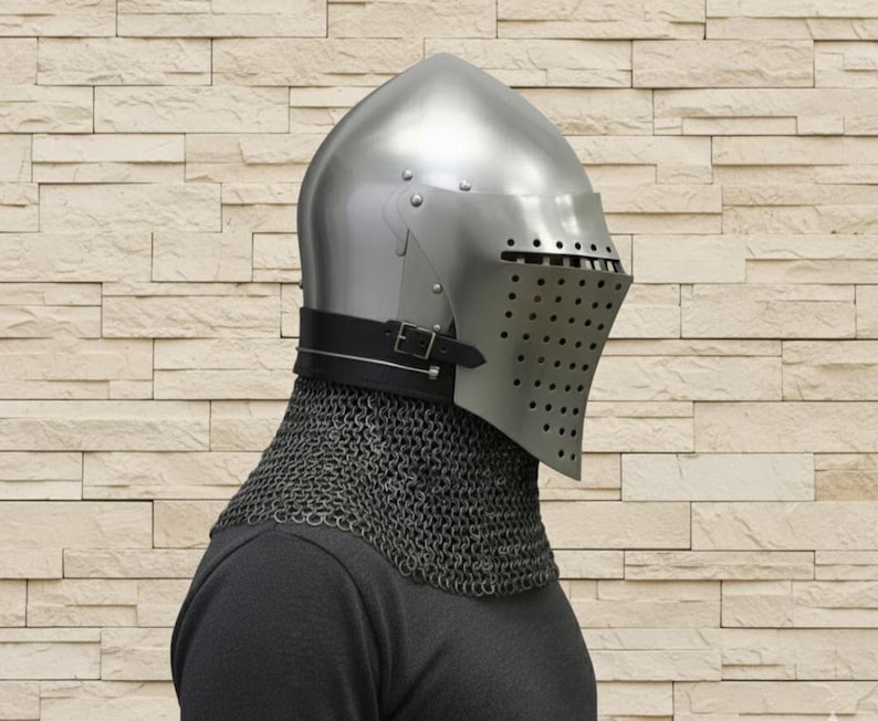 Crusader Knight Great Helm — Steel Chainmail view 5