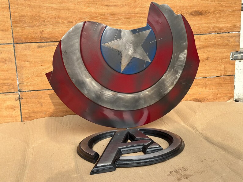 Damage Captain America Steel Shield with Avengers Endgame Replica view 3
