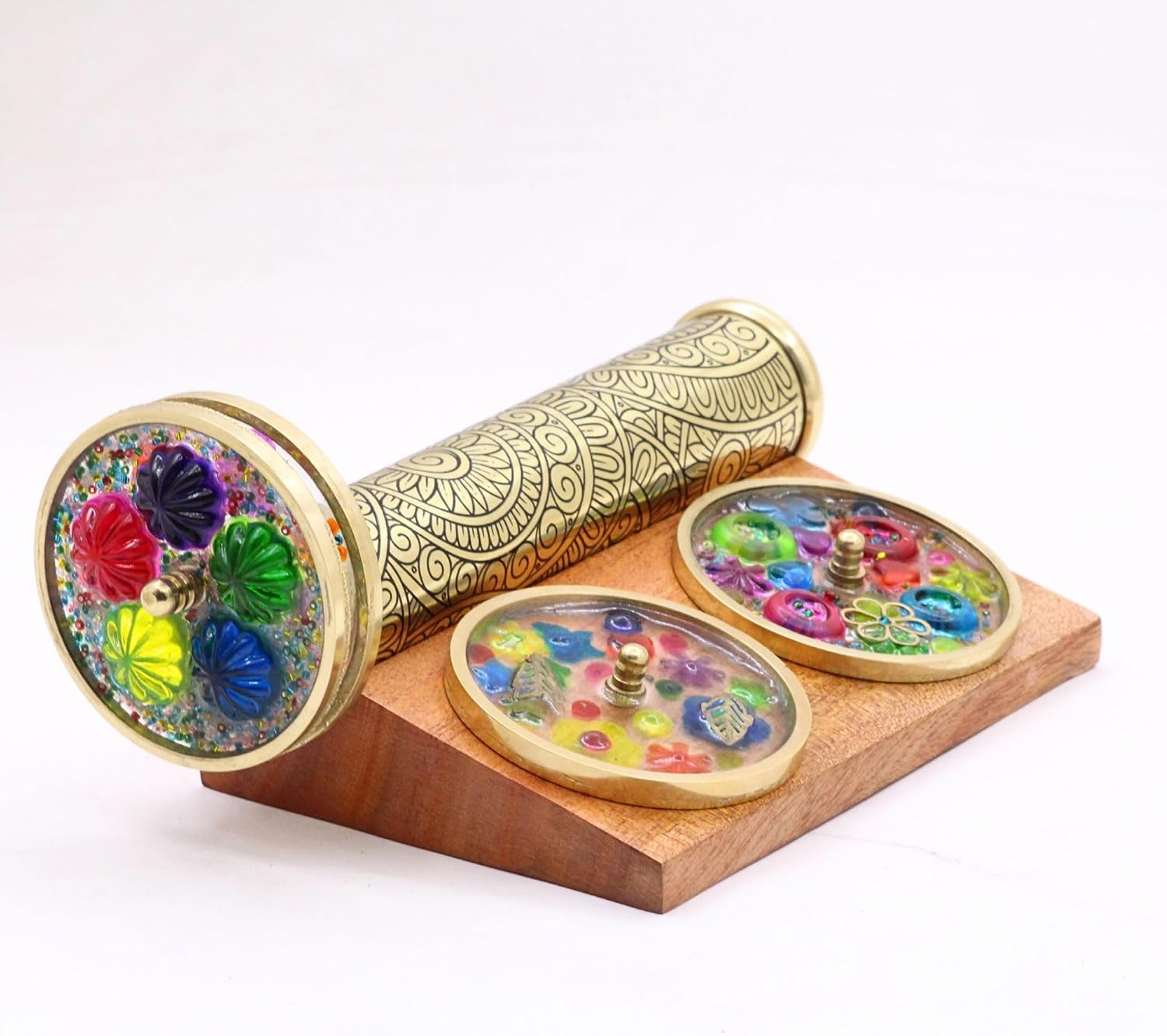 Etched Brass Kaleidoscope with Two Interchangeable Wheels view 7