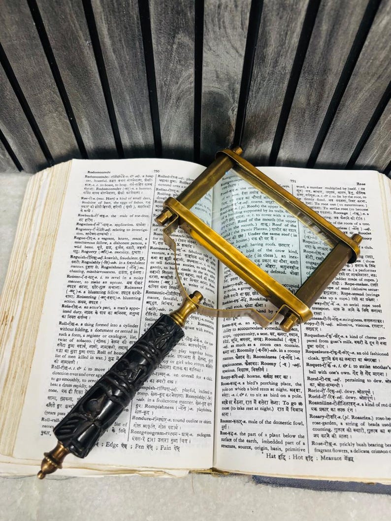 All-Brass Handheld Magnifier 5" with Rectangular Lens and Wooden Handle view 7