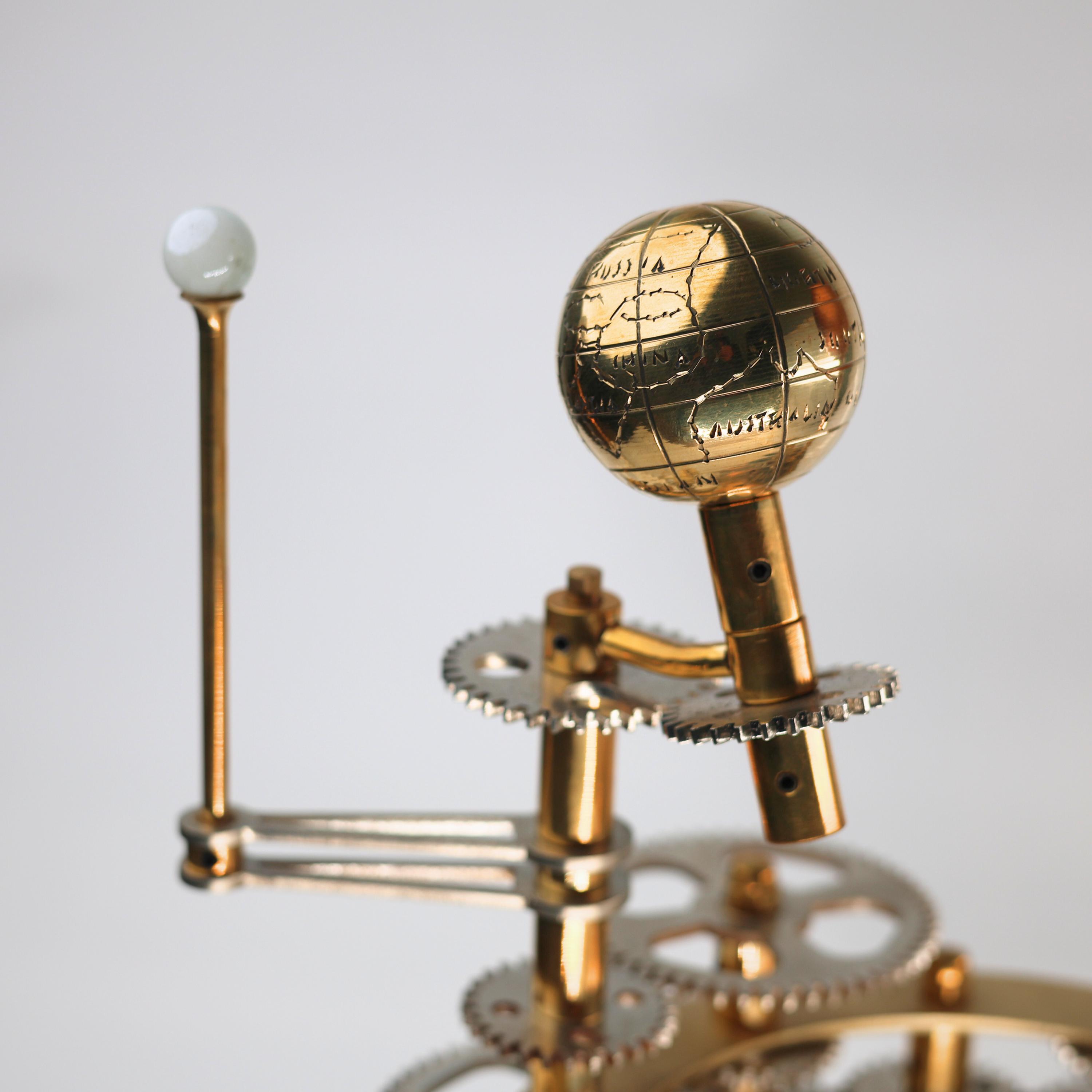 Brass Solar System Orrery, Museum Display view 4