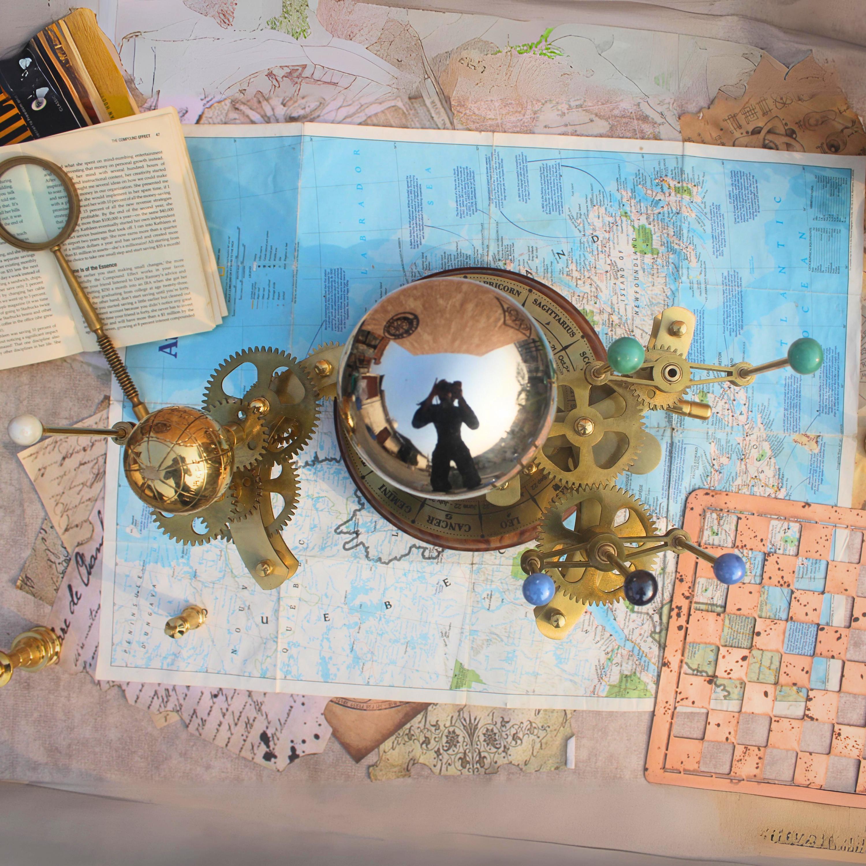 Brass Solar System Orrery, Museum Display view 2