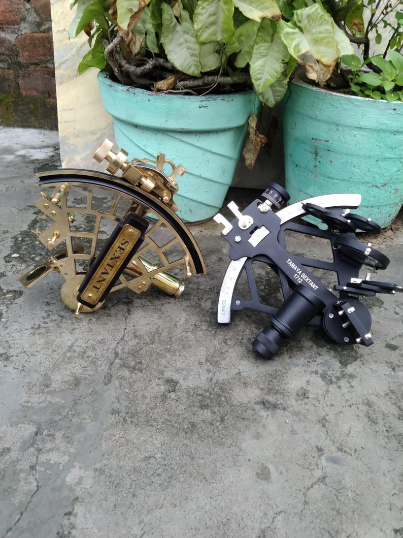Antique Brass Nautical Sextant without Case view 9