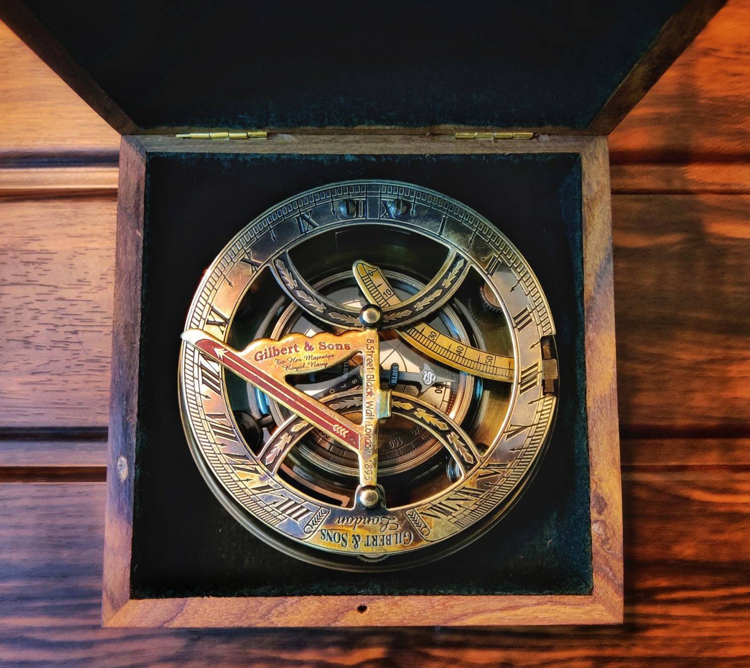 Antique Brass Sundial Compass with Presentation Box view 5
