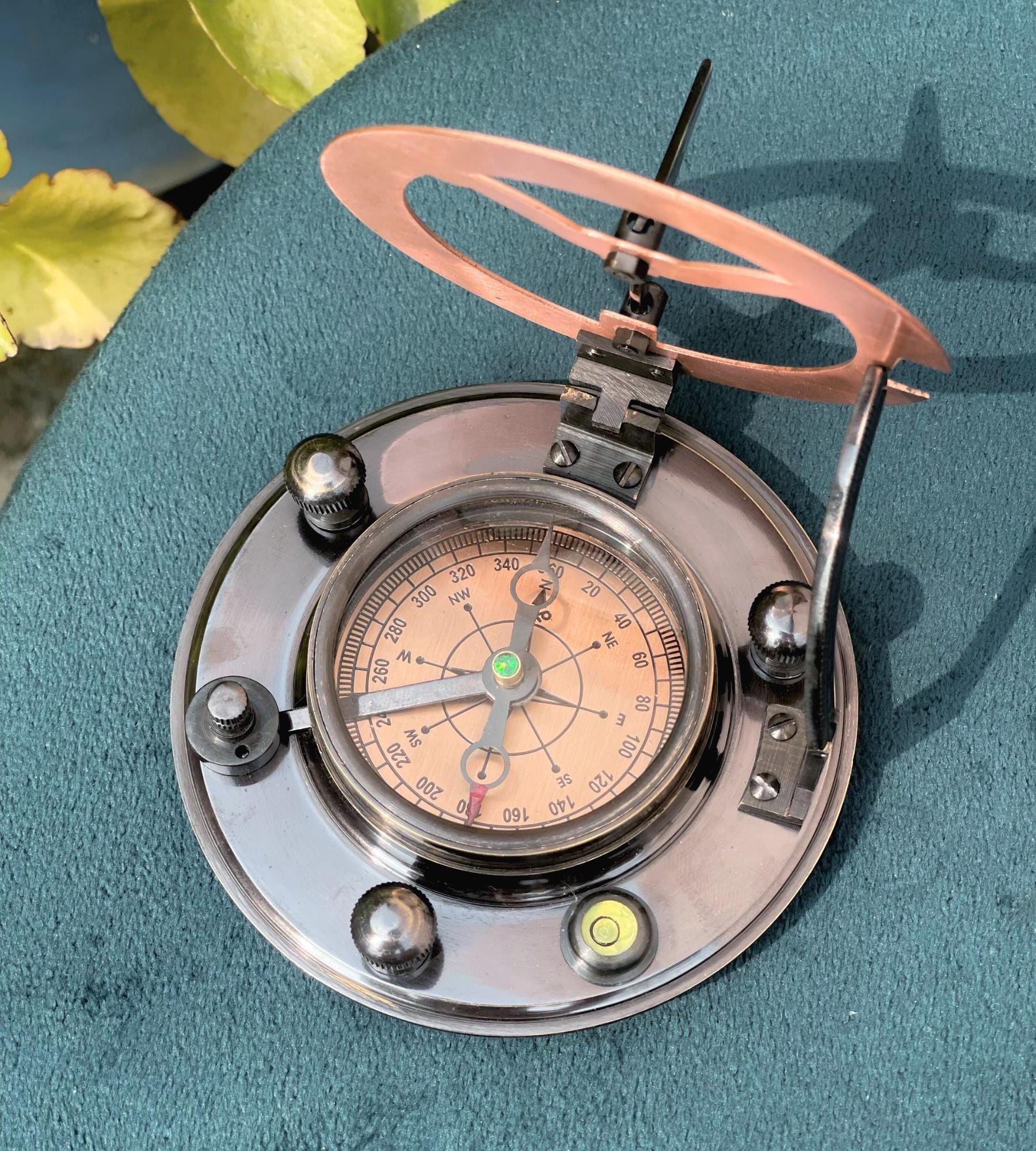 Antique Brass Sundial Compass with Fitted Wooden Presentation Box view 5
