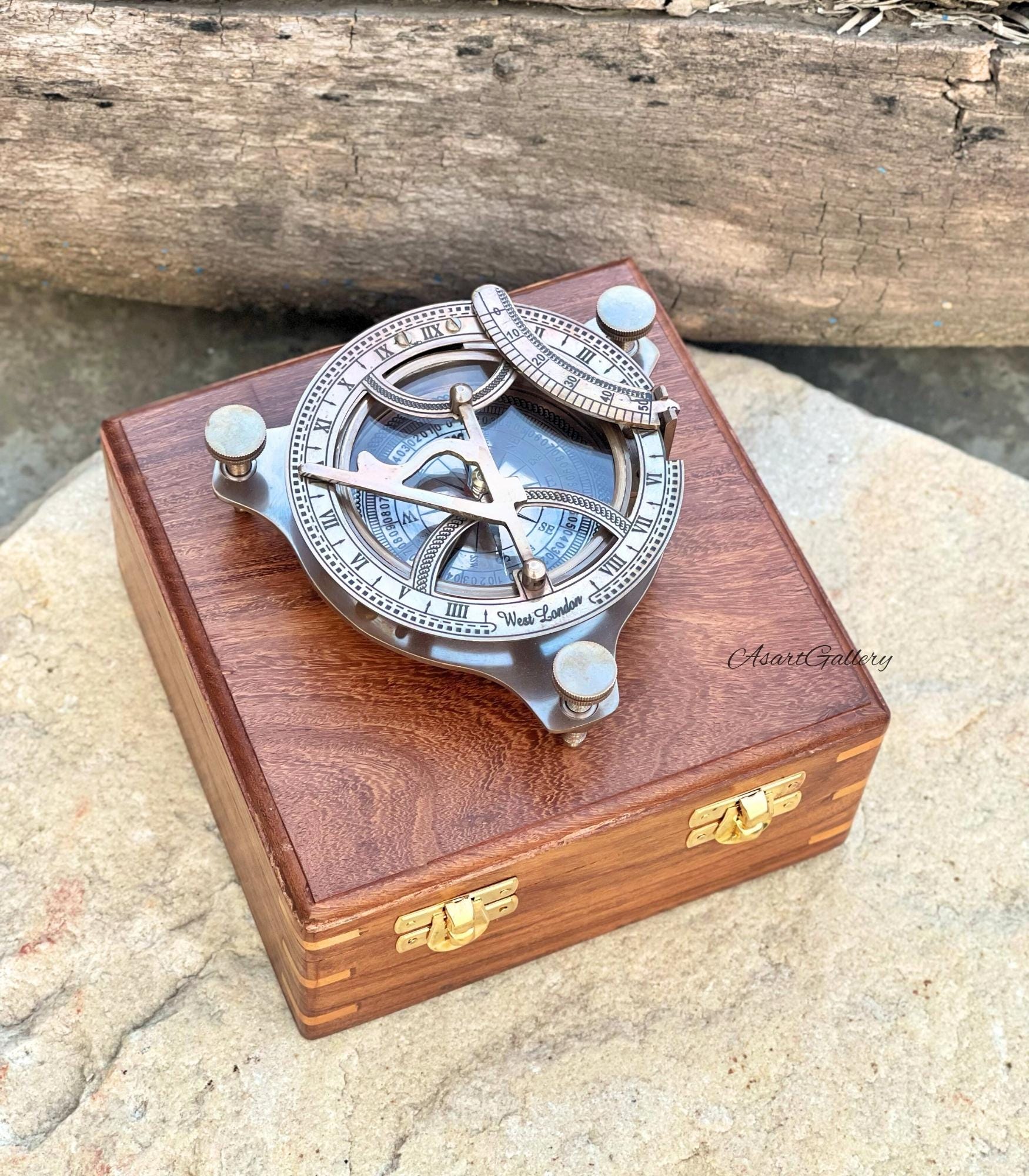 Antique Brass Sundial Compass with Fitted Wooden Presentation Box view 5