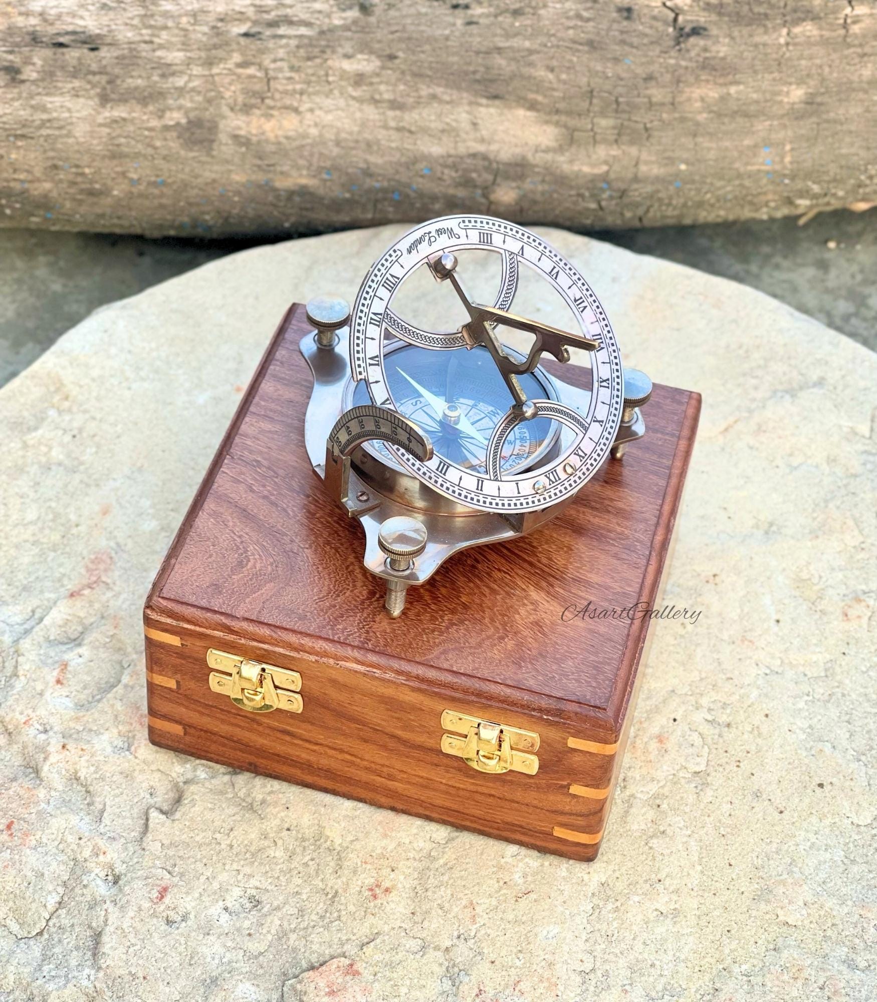 Antique Brass Sundial Compass with Rosewood Presentation Box view 3