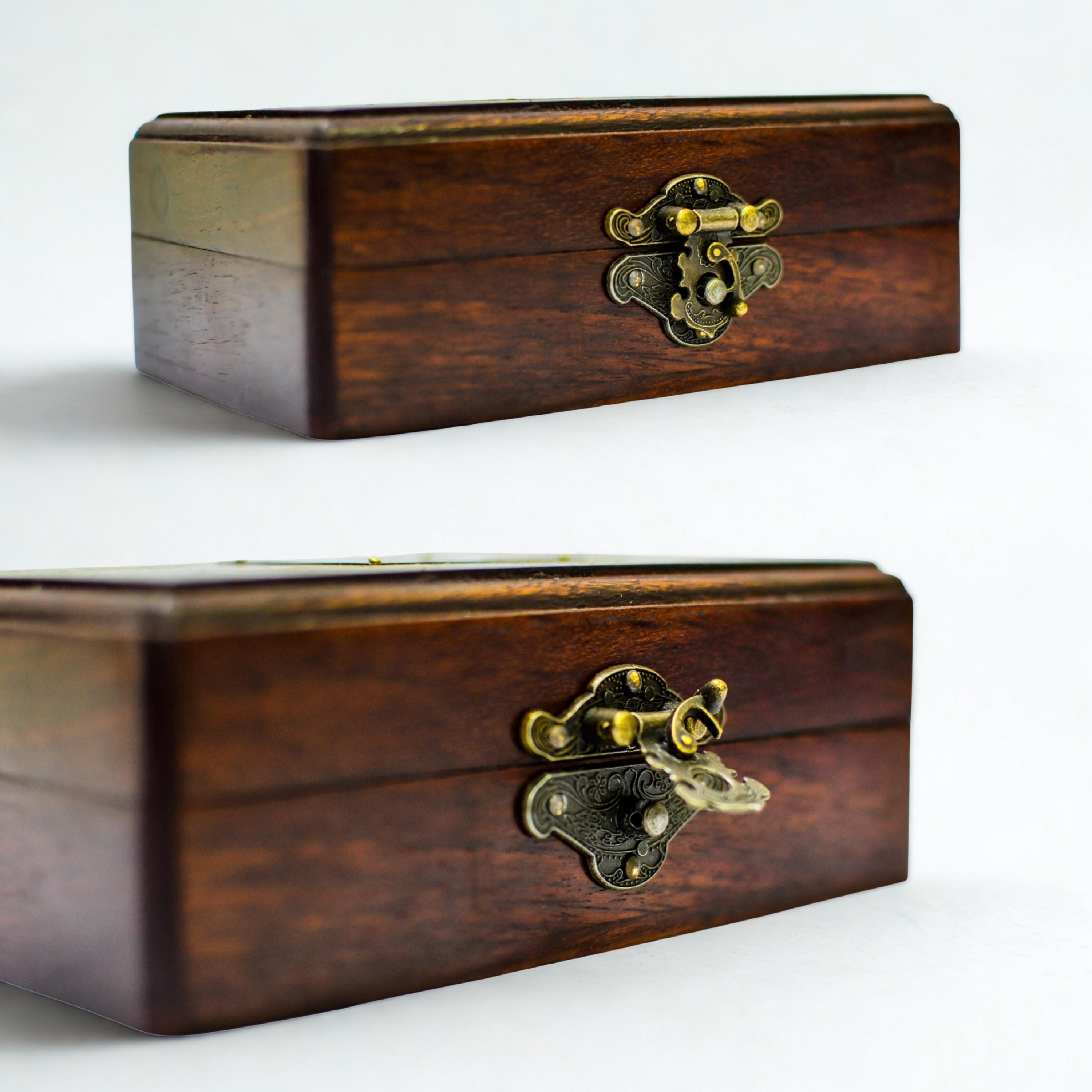 Antique Brass Sundial Compass with Rectangular Rosewood Presentation Box view 6