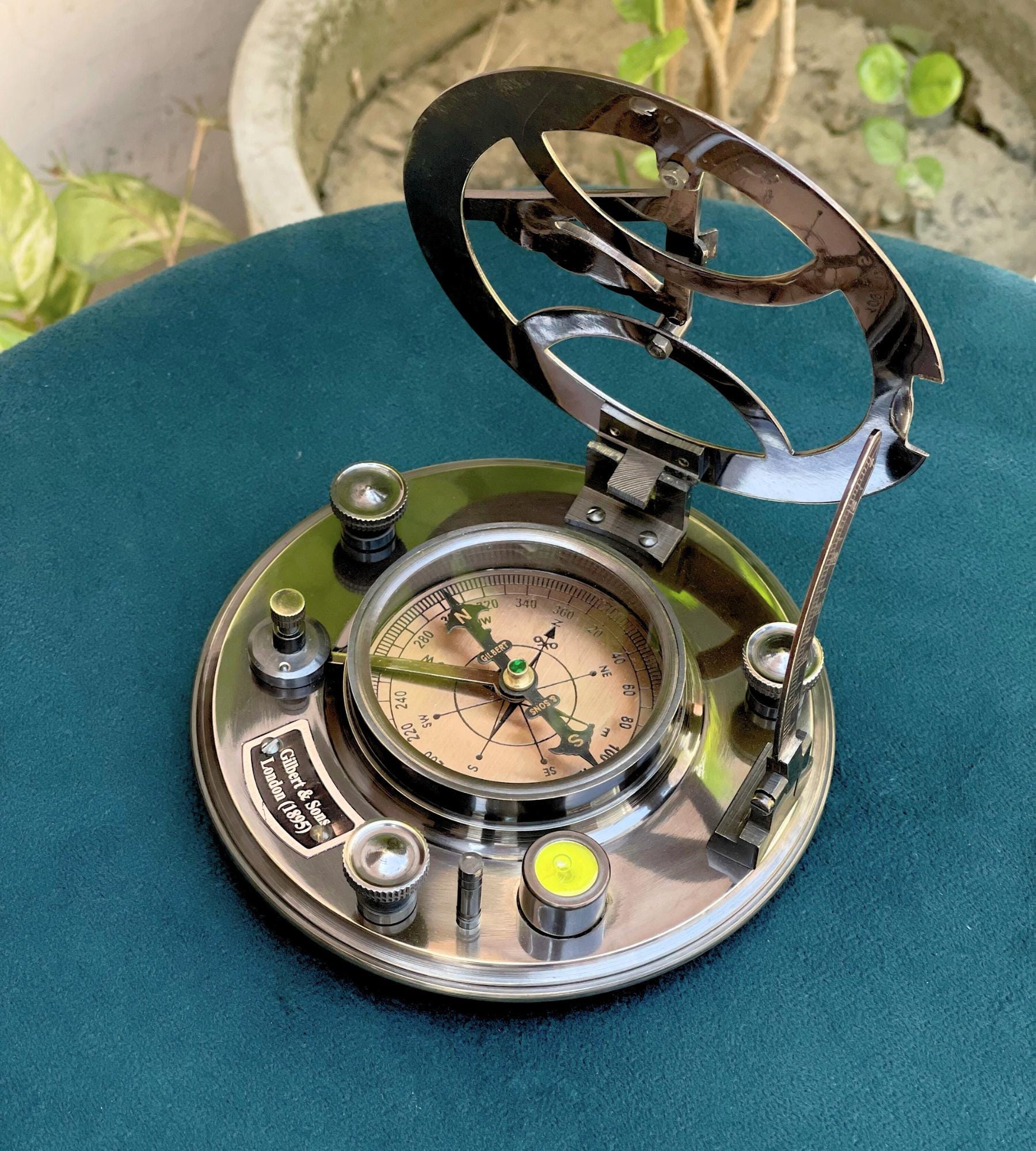 Black Antique Brass Sundial Compass with Rosewood Presentation Box view 2