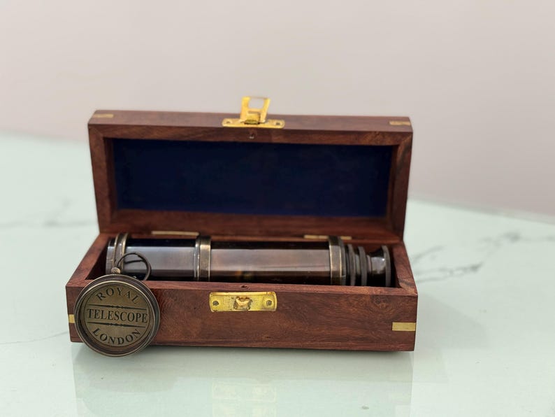 Brass Spyglass Telescope 17" with Wooden Box view 8