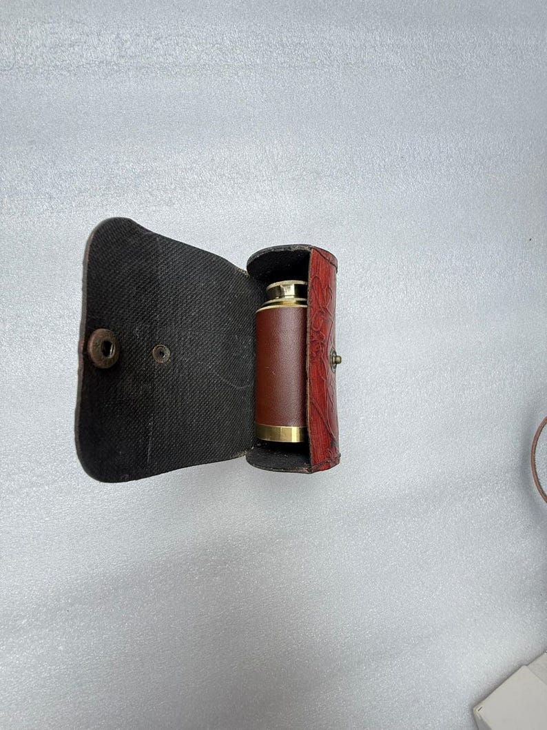 Brass Spyglass Telescope 6" with Round Leather Case view 8