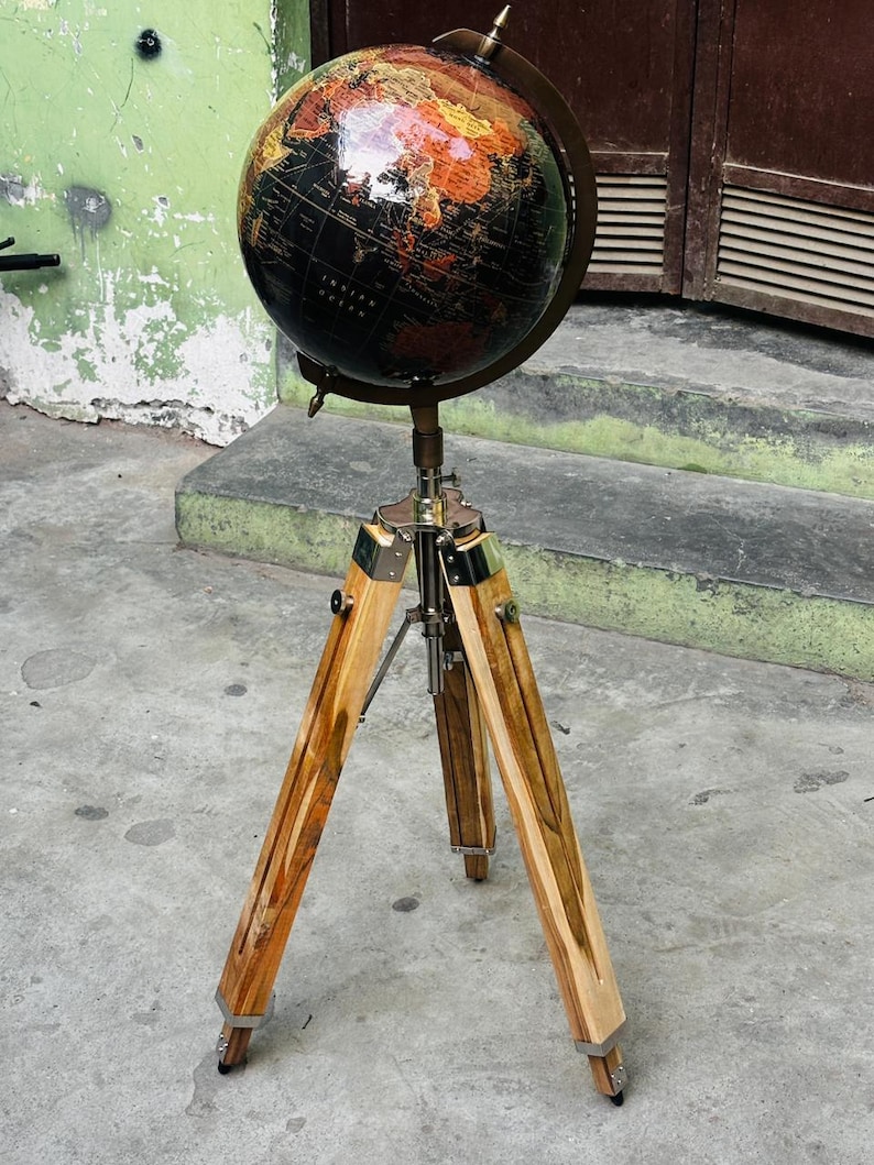 Large Globe with Adjustable Wooden Tripod Stand and Brass Ring, Variant B view 3