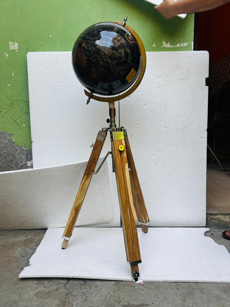 Large Globe with Adjustable Wooden Tripod Stand and Brass Ring, Variant B view 10