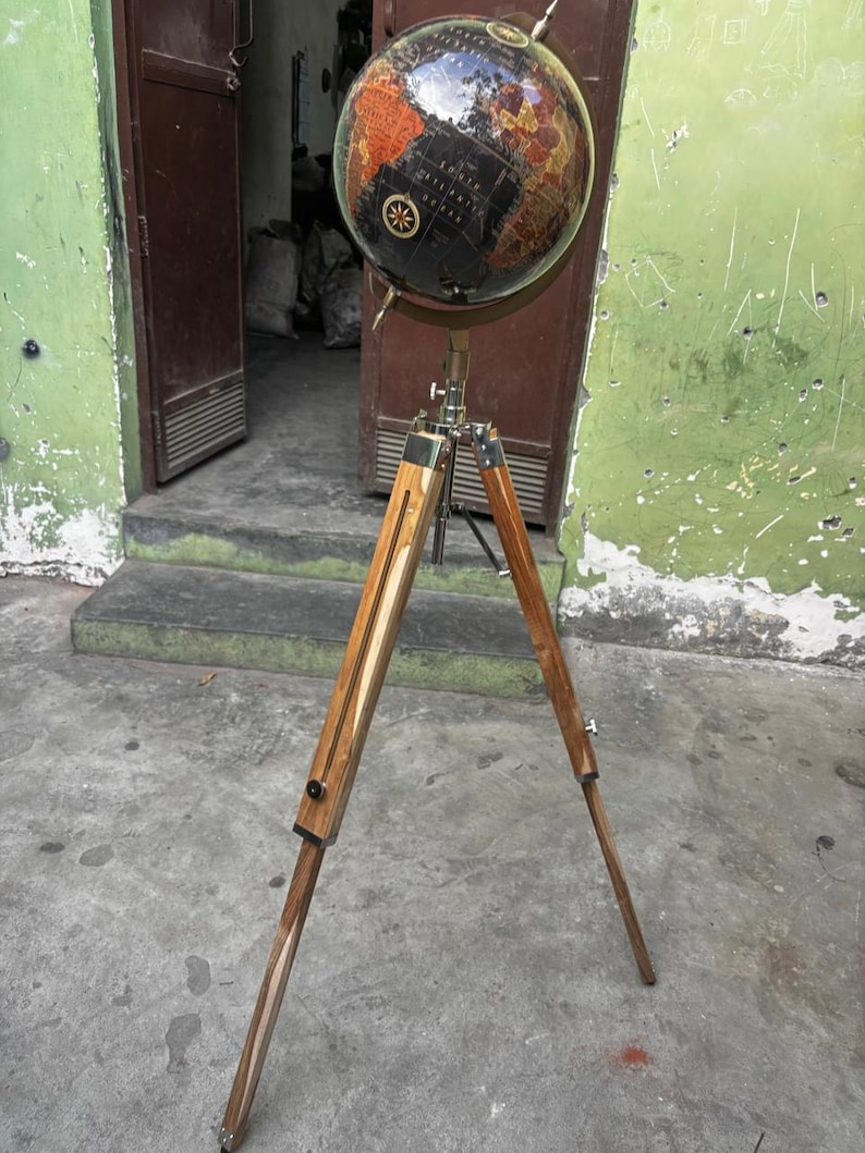 Large Globe with Adjustable Wooden Tripod Stand and Brass Ring, Variant B view 13