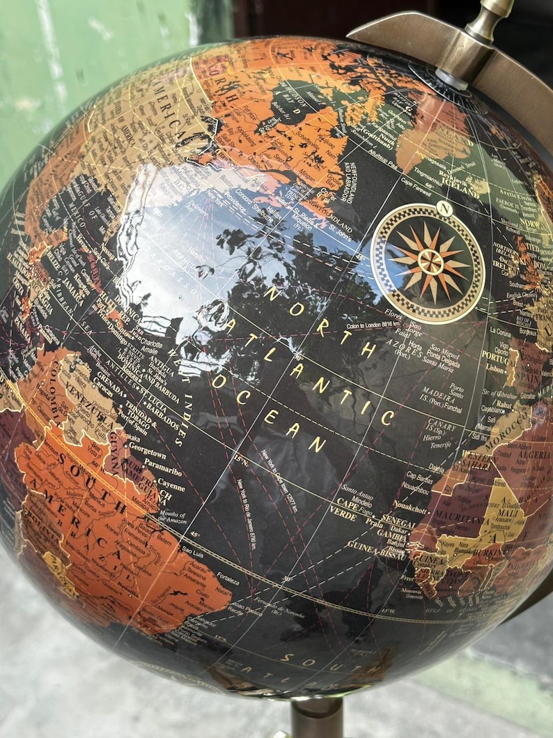 Large Globe with Adjustable Wooden Tripod Stand and Brass Ring, Variant B view 15