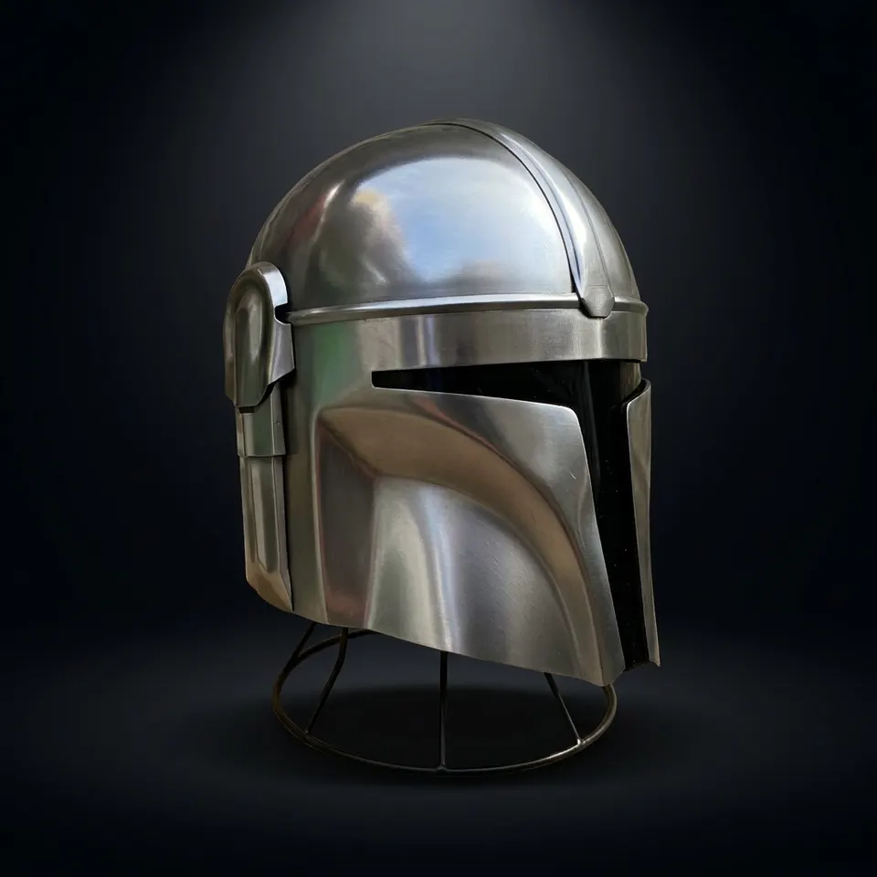 Mandalorian Hunter Helmet Visor — Wearable Steel Prop