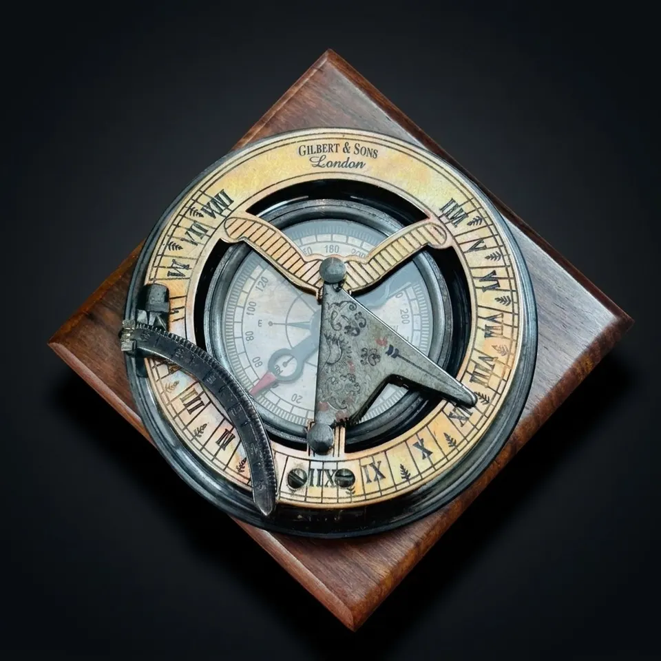 Black Antique Brass Sundial Compass with Leather Presentation Box