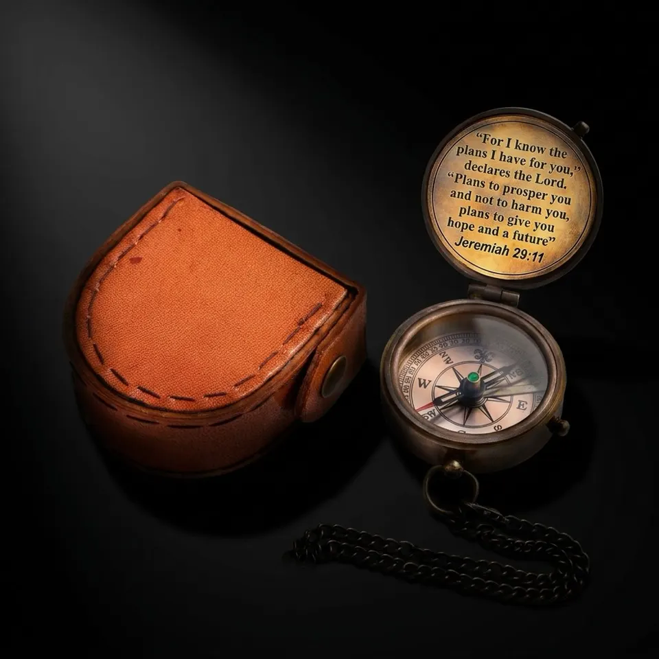 Jeremiah 29:11 Compass, Leather Case