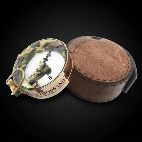 Motivational Compass, Round Leather Case view 1